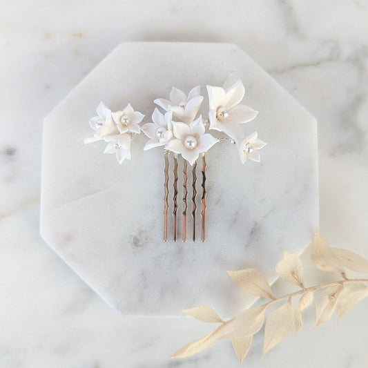 MOUNA Small Clay Flower Bridal Hair Comb
