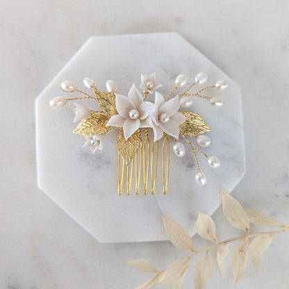 LILA Flower & Pearl Bridal Hair Comb