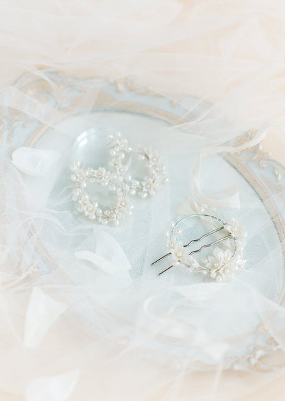 EMERSON Round Floral Vine Hair Pin