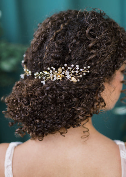 LIANNA Crystal & Pearl Floral Hair Vine